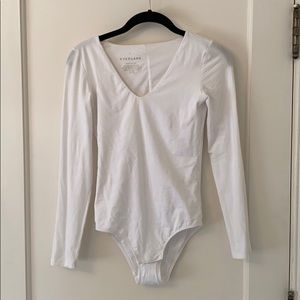 Everlane Long Sleeve V Neck Body Suit